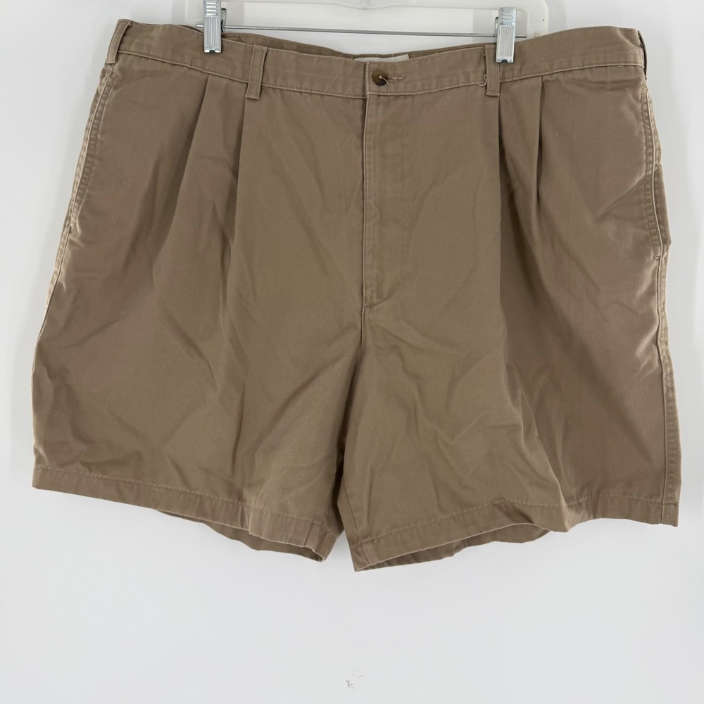 Roundtree & Yorke Mens Khaki Tan Pleated Chino Shorts Size 42 100% Cotton Twill